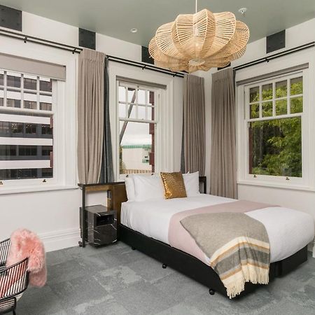 Clarence Boutique Hotel Тауранга Экстерьер фото