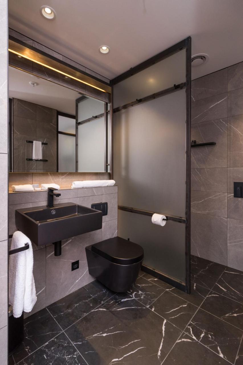 Clarence Boutique Hotel Тауранга Экстерьер фото